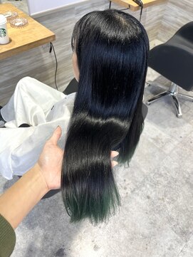 リーオオサカ(Lee Osaka) 艶髪ロング×デザインカラー/kana