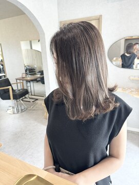 エレ('ele) グレージュカラー