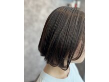 エム(em)