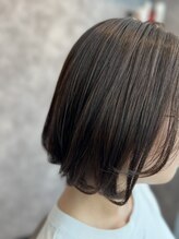 エム(em)
