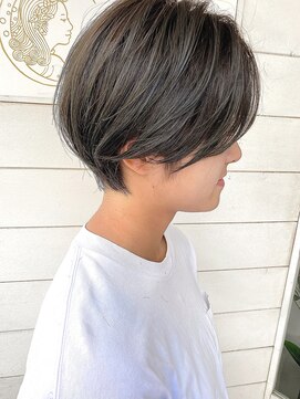 シェノン 赤羽店(CHAINON) 大人女子のくびれショートボブ前髪あり柔らかエモージュカラー