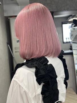 ロウル 渋谷(LOWRL) ホワイトピンク/ブリーチ/ダブルカラー