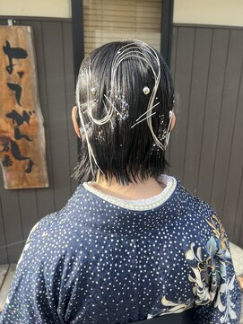 グリ(GURI) 〈guri〉卒業式☆袴☆モードな暗髪シルバータイト水引アレンジ☆