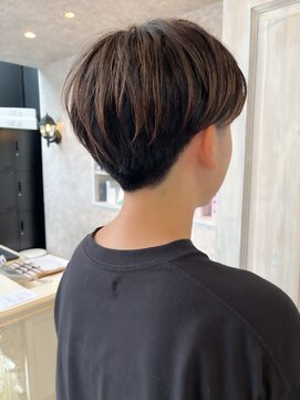 キャアリー(Caary) 福山人気刈り上げショートコントラストハイライト立体感カラー