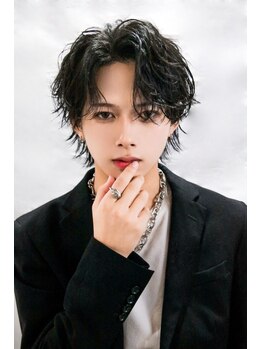 メンズパーマで男の魅力UP☆トレンドスタイルで自信を持てるヘアにイメチェン★