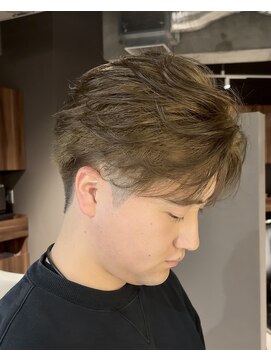ジーナ 渋谷神南(Zina) フェザーショート×オリーブベージュ/メンズカット/ブリーチなし