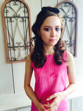 トリップ ヘアーメイク 個性派セミロング