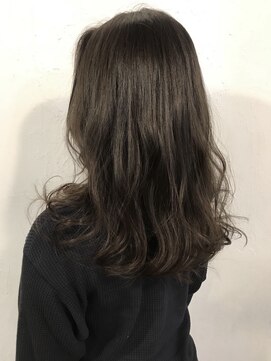 ルチア ヘア フィル 天王寺店(Lucia hair fill) 白髪ぼかし/ハイライト/髪質改善/レイヤーカット/天王寺/阿倍野