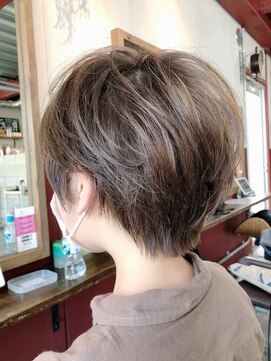 ルーファス 恵比寿 渋谷(Ruufus) 白髪ぼかしハイライトショートボブ【Ruufus恵比寿渋谷】31576