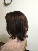 外ハネスタイル
