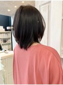 福山市美容室Caary人気 艶暗髪ミディアムレイヤーボブ