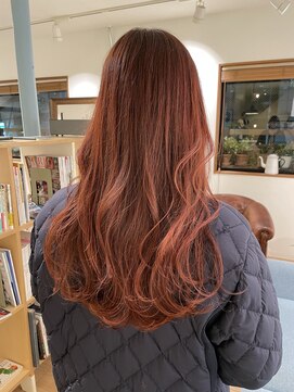 バッタ(Batta) 冬に映えるウォームカラー オレンジピンク