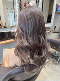 透明感ベージュ