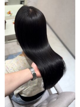 コア 梅田(Core) 髪質改善　艶髪　酸性縮毛矯正　梅田