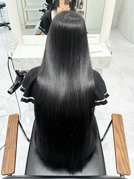 エレリー 栄店(EleRe) EleRe 栄/名古屋/髪質改善/韓国/カラー/カット/レイヤーカット