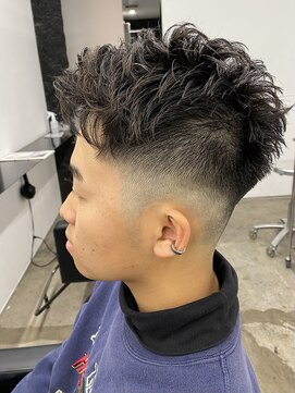 ココ 原宿(KOKO) □フェードカット#ベリーショート#ビジネス＃ニュアンスパーマ