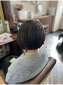 ナチュラルに魅せる白髪ぼかしハイライト