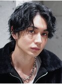 センターパート波巻ウルフ