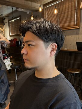 ニゲラ 町田(NIGELA) ツーブロック×アップバング