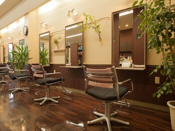 ビーズプラス(Beads+PLUS)の写真/初めての方でも緊張せずに通える♪気さくなスタッフの人柄と居心地の良い空間でリピーター多数◎