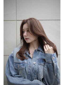 ヌヌ 渋谷 原宿 明治神宮前(nunu) 流れる顔まわりレイヤーカット 渋谷駅/明治神宮前駅