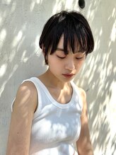 エクテ(ecouter)&nbsp;黒髪暗めカラーダークアッシュ似合わせカットレイヤーショート