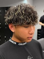 エルマーク 和歌山(L-MARK)&nbsp;ハイライト/ツイストパーマ/短髪/ツーブロック/men's