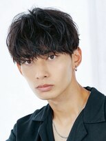 アロ 渋谷(Alo) ニュアンスパーマ/センターパート/波巻きツイストスパイラル渋谷