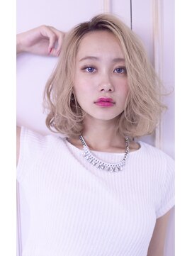 マノン バイ エイチ(MANON by H) 《MANON by H》 外国人風プラチナグラデ