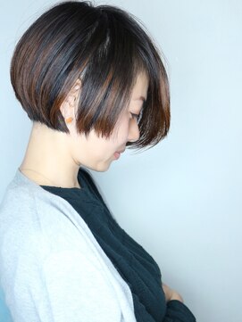 ラウンジ モリオ イケブクロ(Lounge MORIO Ikebukuro) 【morio池袋】2019年春夏流行る髪型大人前下がりショート♪