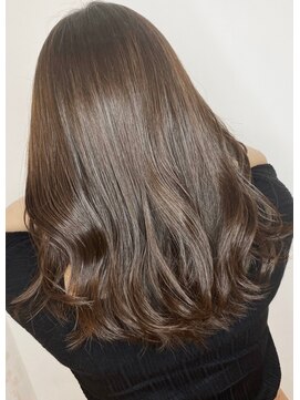 ジーナ 池袋(Zina) #イルミナ#アディクシー#デザインカラー