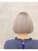 フェミニンボブ