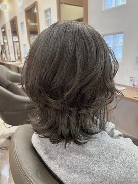 リアンヘアデザイン(Lian hair design) グレーパール