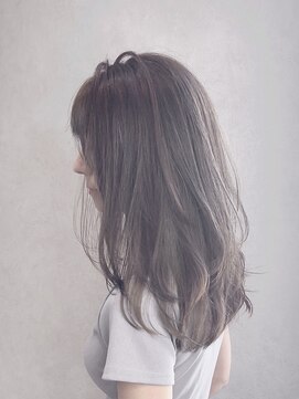 ラスト(Lust) スモーキーグレージュ