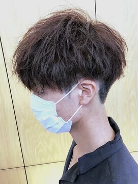 ニアウ 伊勢崎連取店(Niau) メンズマッシュパーマニュアンスパーマスパイラルパーマ刈り上げ