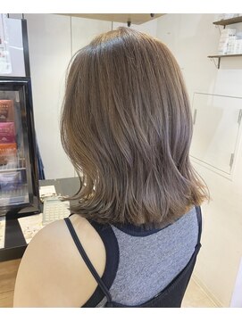 シーン 池袋(scene.) scene.【シーン】【池袋 西口徒歩3分】ミルクティーグレージュ