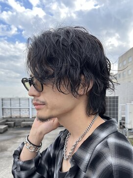 ラヴィズムバイフィフス(LUVISM by fifth) 波巻きスパイラルパーマウルフパーマ新潟万代