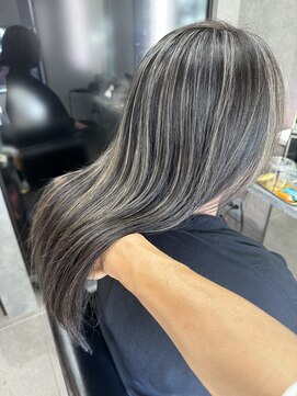 リリー ヘアーアンドビューティー(Lily) Designcolor