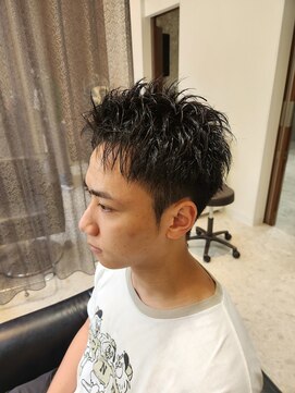 パシフィックダズールコパン(Pacific Dazzle copain) 神戸メンズ　ツイスパ　波巻き　プードルパーマ　カット