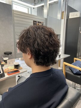 メンズサロン キング 梅田店(Men’s salon K!ng) ホワイトメッシュ/ツイスト/ツイスパ/パーマ/メンズ/眉毛