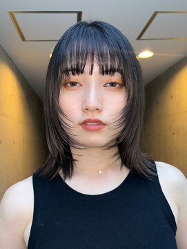 ノイ(noi) 顔周りレイヤーカットくびれヘアミルクティーベージュカラー