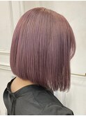 ピンクベージュ丸みショートボブマッシュショートくびれショート