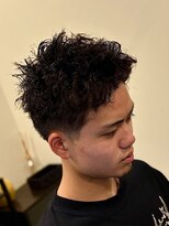 ジェイソン(JASON)&nbsp;◆無造作カールで魅せる、仏陀パーマ×テーパーフェード◆