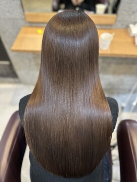 髪質改善ストレート/グレージュ/艶髪/ぱつっとロング/縮毛矯正