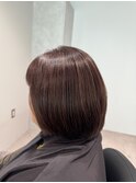 自然なピンクベージュの白髪ぼかしカラー◎ハイライトなし！