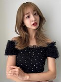 《SOYON》スモーキーベージュ セミロングレイヤー 透け感カラー