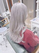 デイズ(days) ホワイトグレージュ透明感カラー/ダブルカラーセミロング
