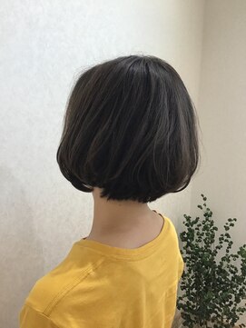 レイリー(LEIRY) 大人かわいい肩上ボブ