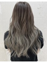 シャンティ 札幌駅前店(Shanti)&nbsp;バレイヤージュシルバースタイル　【本間　大貴】