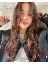 ブランド(BLANDO)&nbsp;ロングパーマ　外国人パーマ　アッシュベージュ　透明感